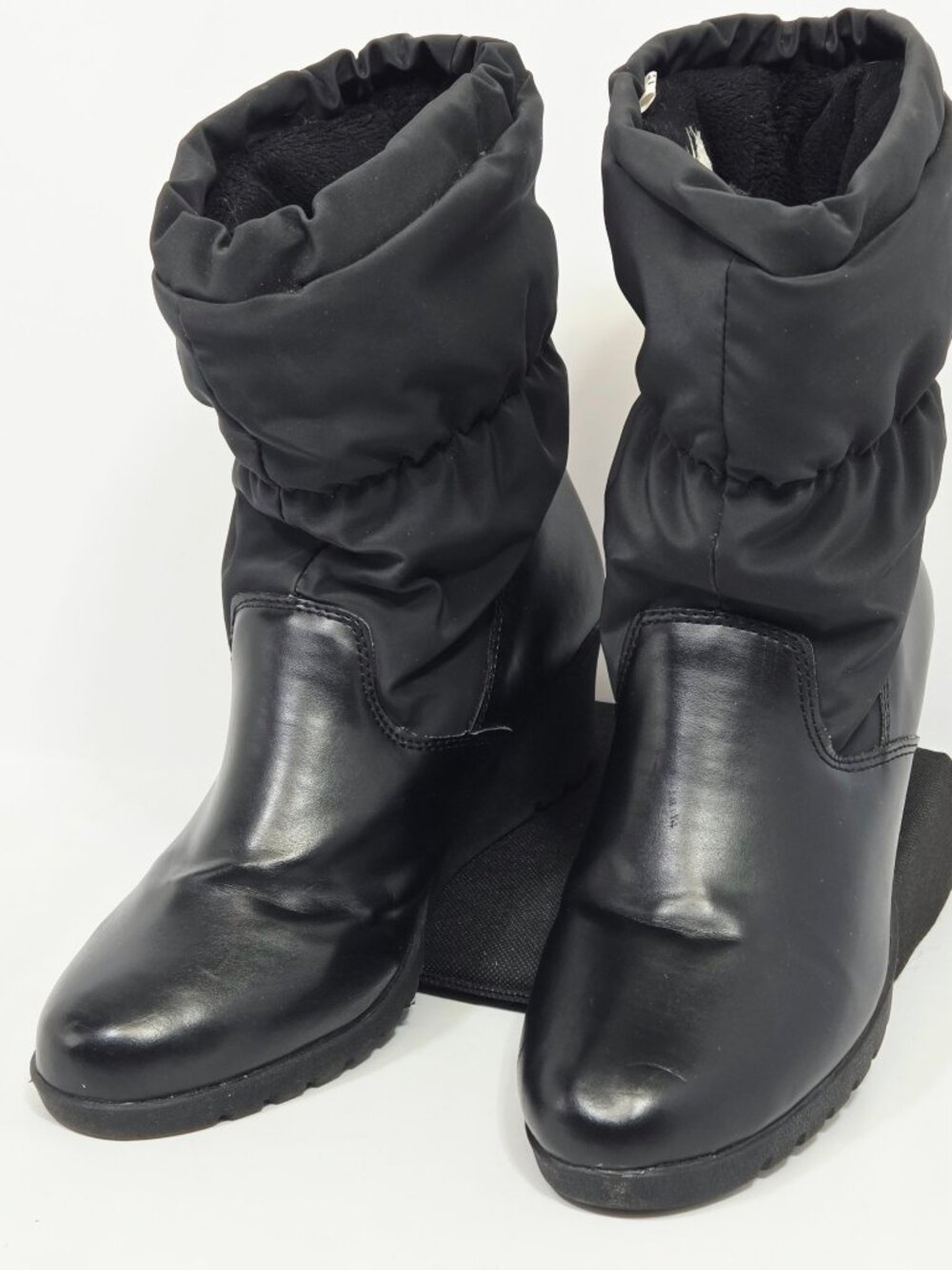Champion Black Puffer Winter Boots Wedge Faux Leather Fleece Womens 8